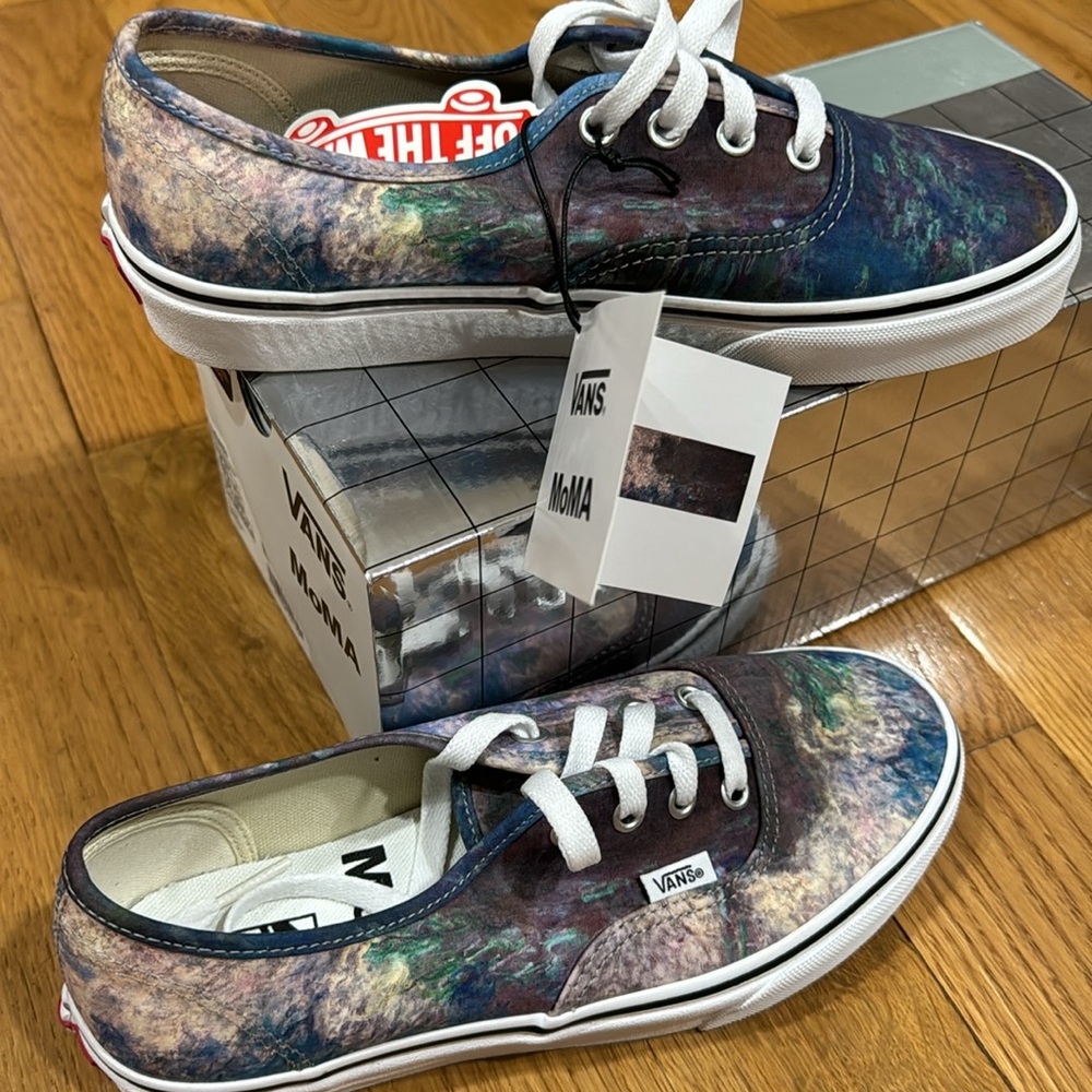 NIB- vans x moma Claude Monet men’s 6/womens 7.5 sneakers